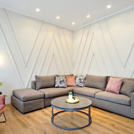 The Flirty Athens Apartment Екстер'єр фото