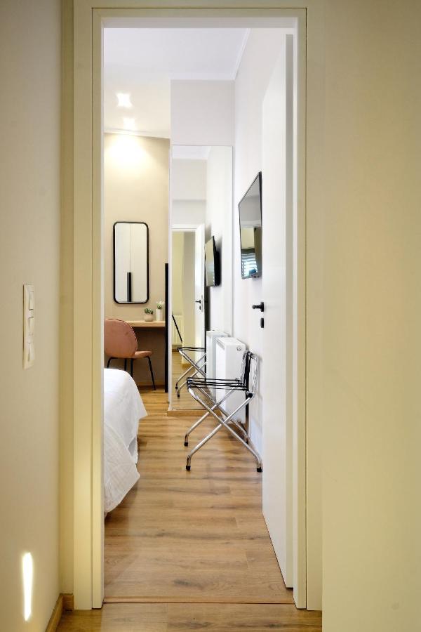 The Flirty Athens Apartment Екстер'єр фото