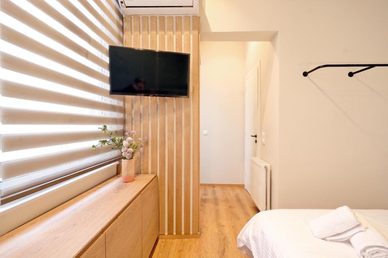 The Flirty Athens Apartment Екстер'єр фото