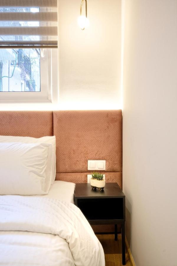 The Flirty Athens Apartment Екстер'єр фото