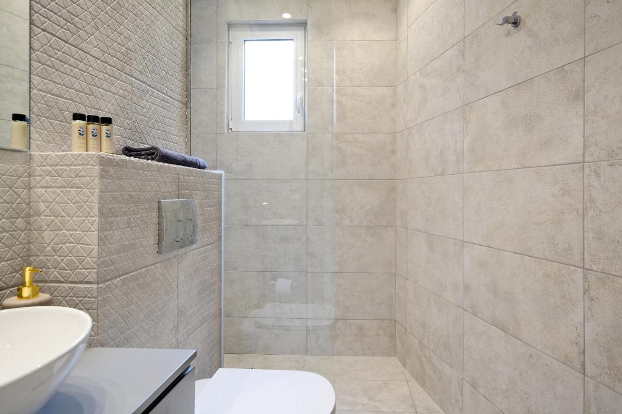 The Flirty Athens Apartment Екстер'єр фото